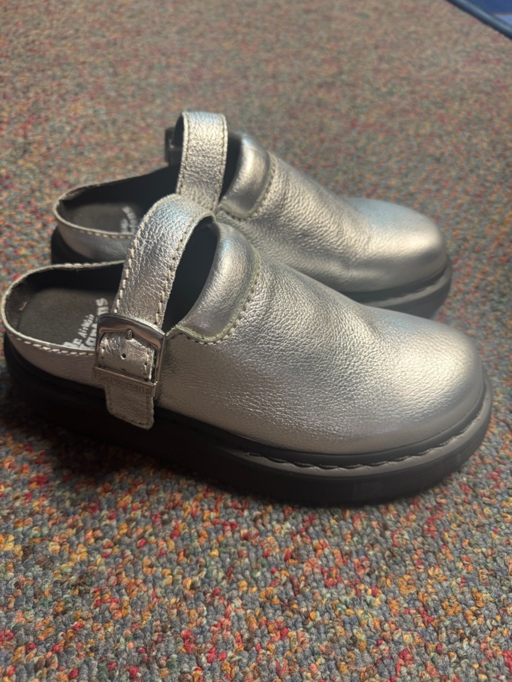 Dr. Martens Silver Metallic Leather Mule Clogs with Black Platform - Picture 5 of 5